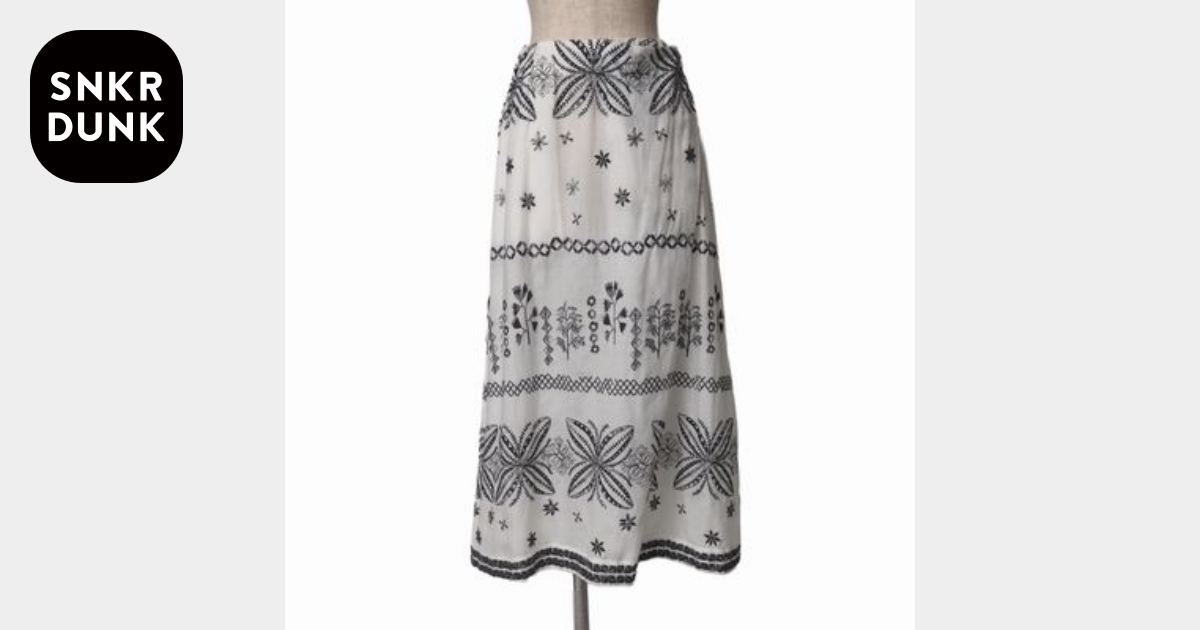 Haat イッセイミヤケ スカート　2　HaaT ISSEY MIYAKE A (未使用に近い)】□美品□HaaT ISSEY MIYAKE ハート イッセイミヤケ