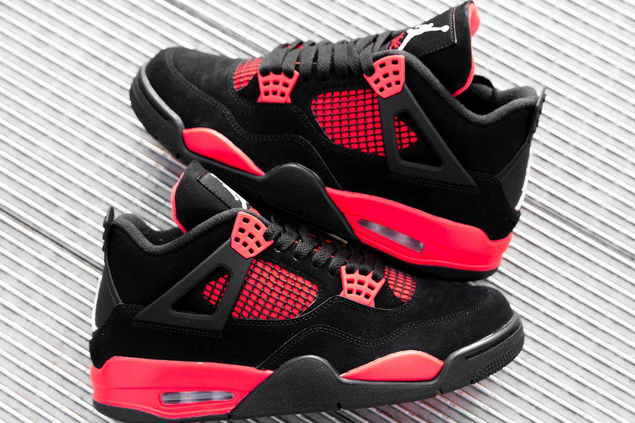 retro 4 crimson